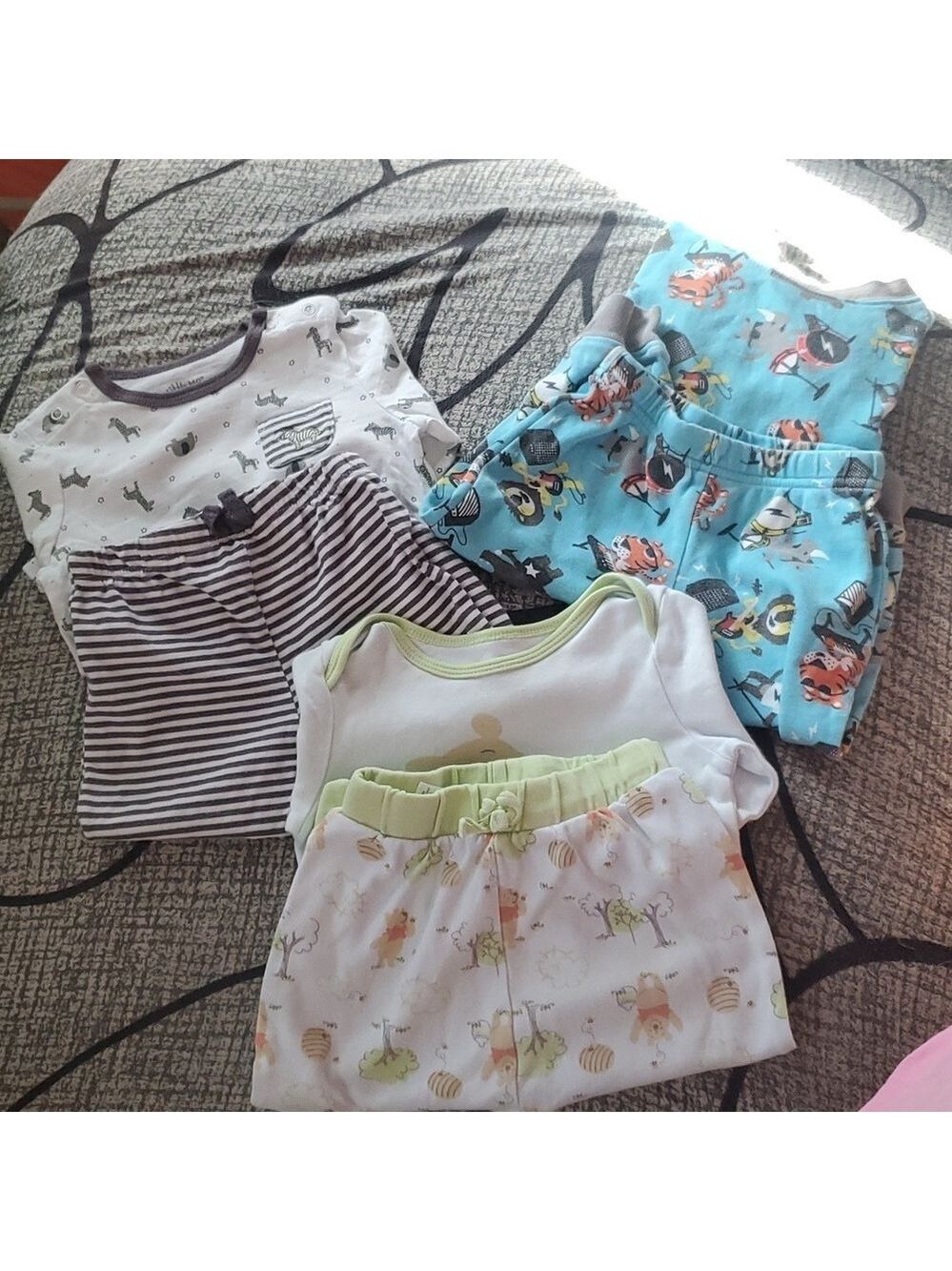 Pjamamas size 12 months